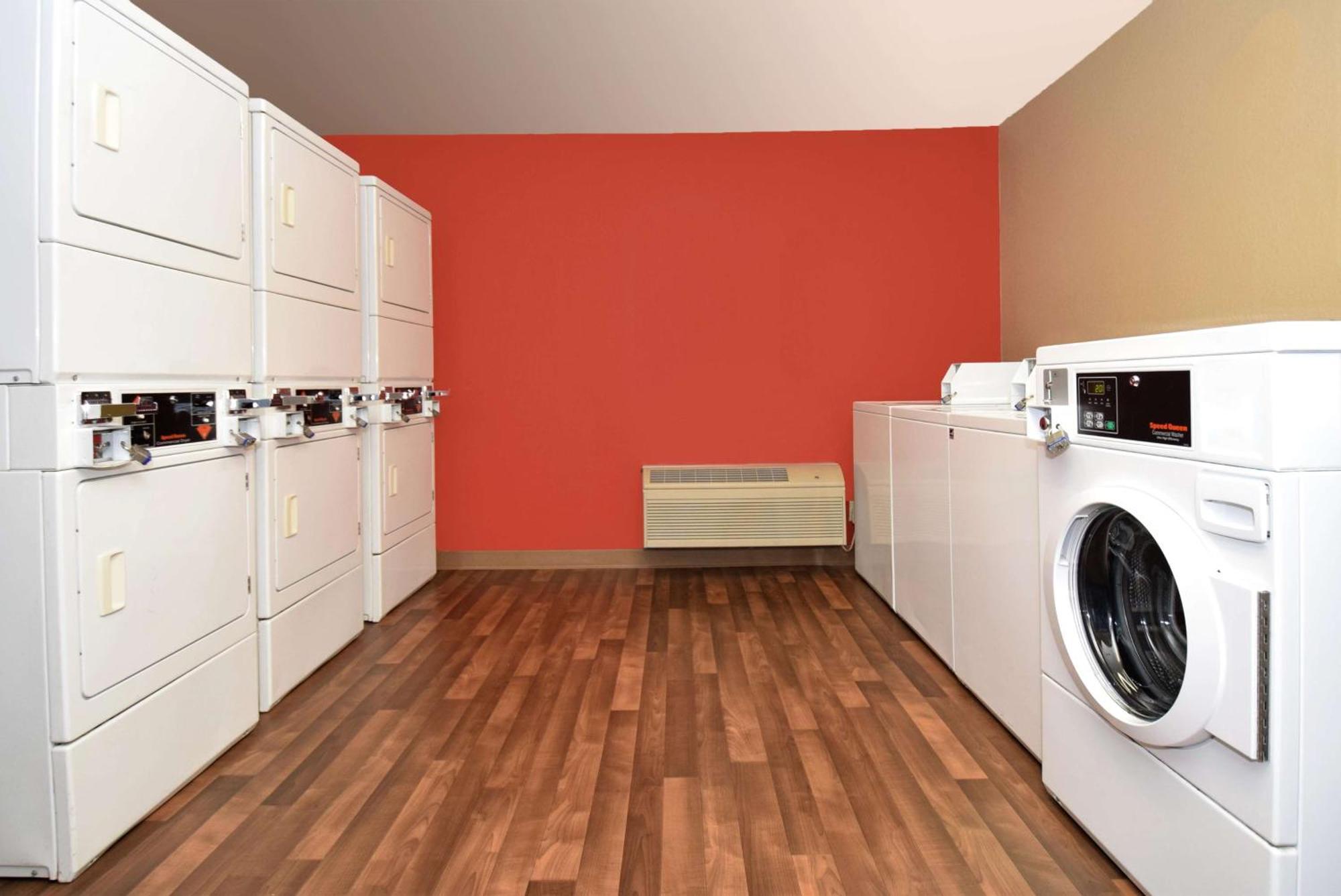 Extended Stay America Suites - Atlanta - Alpharetta - Northpoint - West Экстерьер фото